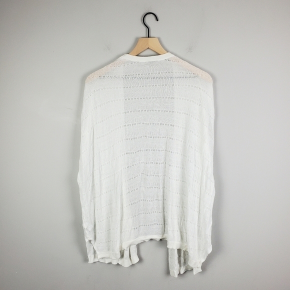 Torrid White Crochet Wrap Cardigan 0 - Picture 12 of 12